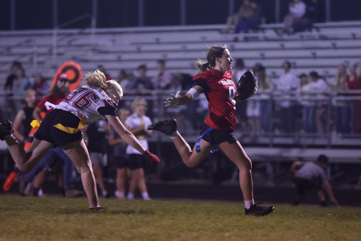 Haizlee Hall breaking the ankles of Brooklyne Goodnight 